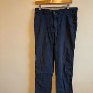 Columbia Men’s Chinos in 32 x 32